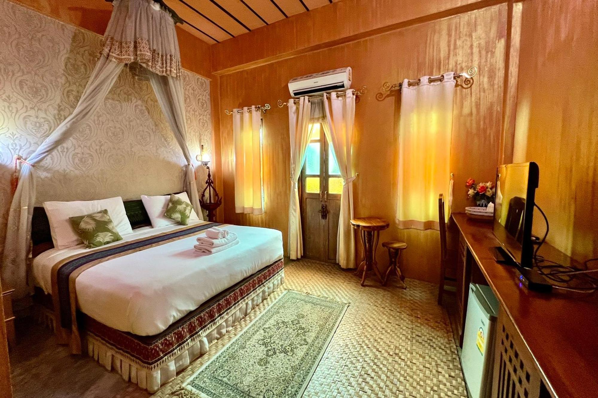 Amethyst Hotel Chiang Mai Buitenkant foto