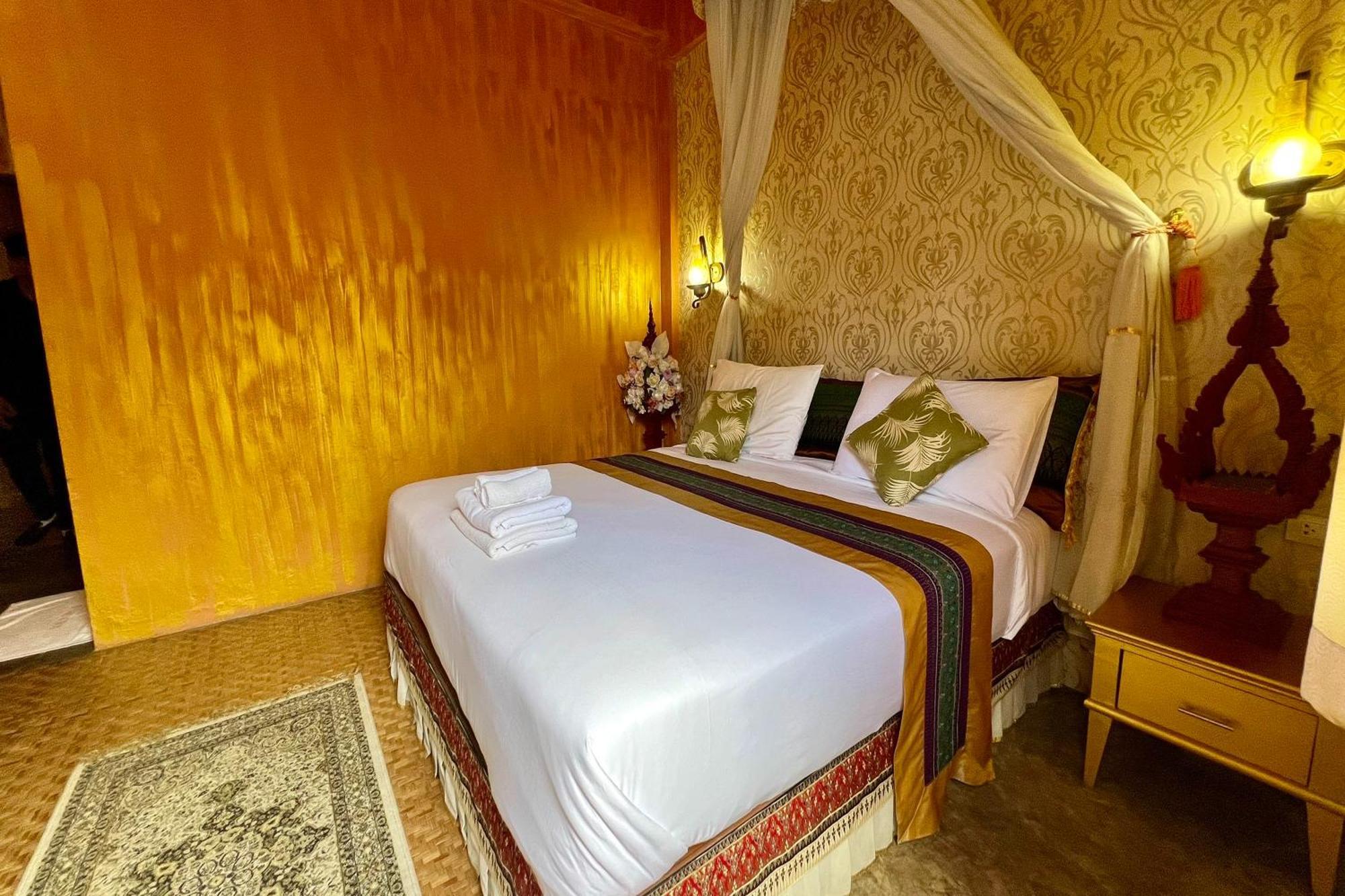 Amethyst Hotel Chiang Mai Buitenkant foto