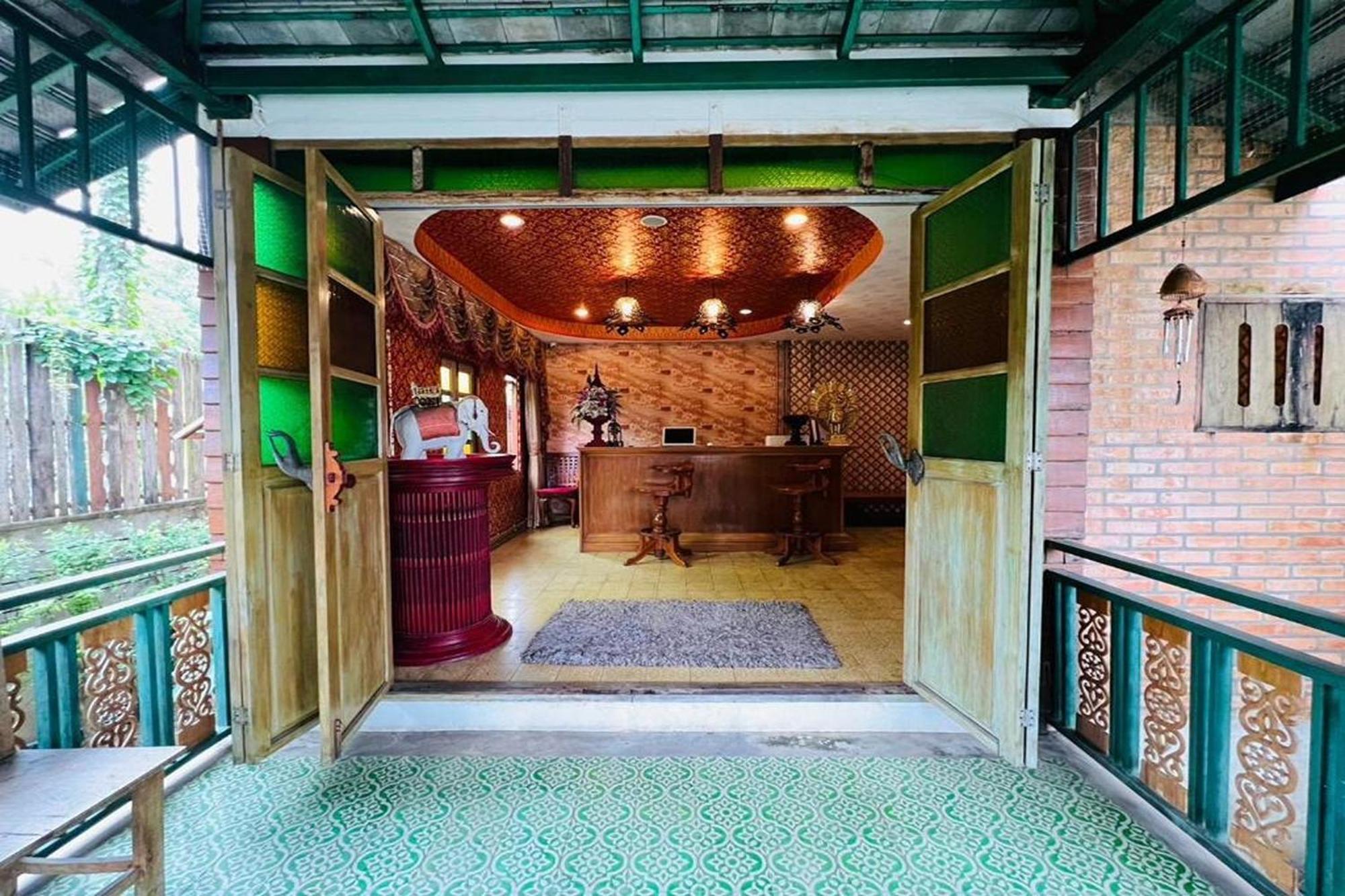 Amethyst Hotel Chiang Mai Buitenkant foto